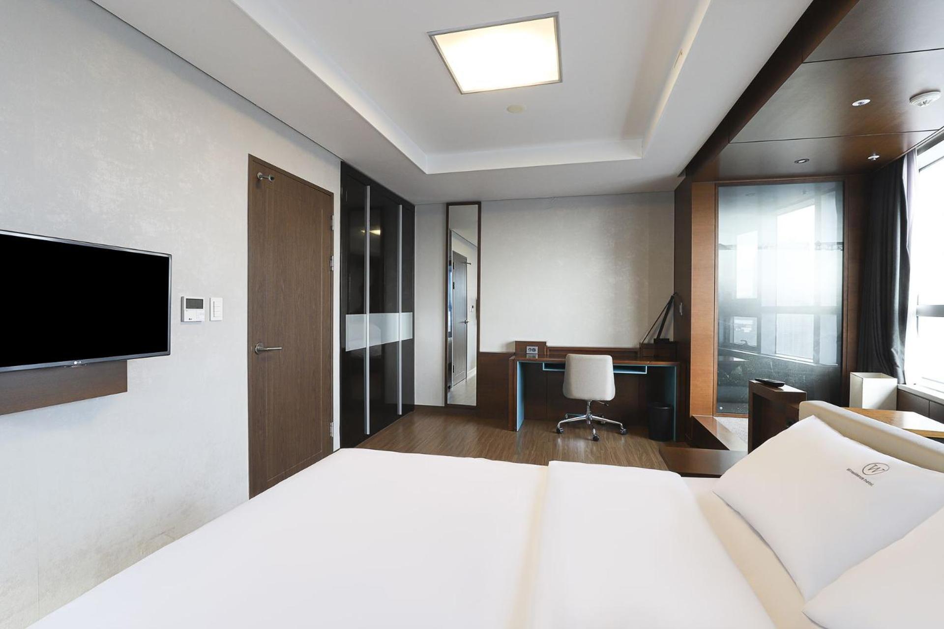 W Residence Hotel Busan Exterior photo